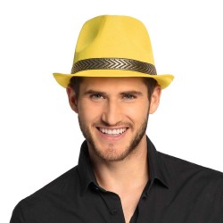 Chapeau pour soirée fluo